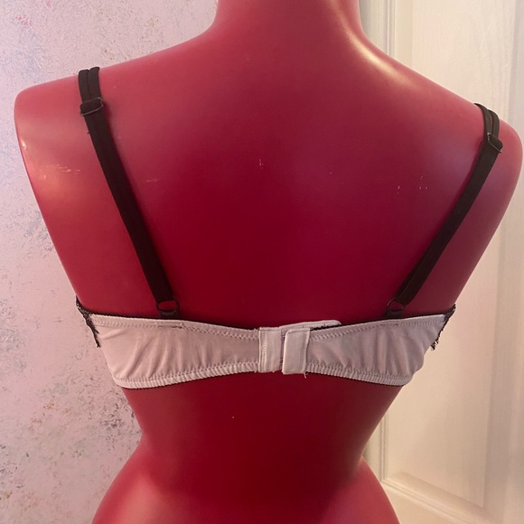 Victoria’s Secret unlined Demi bra black and pink lace with pink bow detail bra - Picture 10 of 12